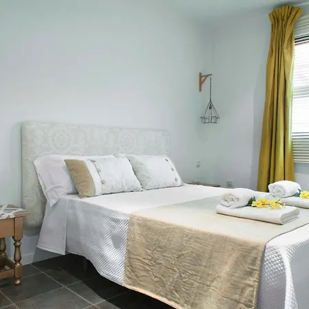 Feriehus Casa El Arrebol Rural, Piscina Climatizada
