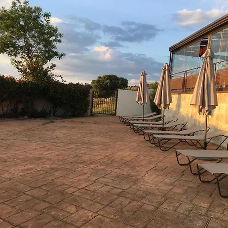 Casa El Arrebol Rural, Piscina Climatizada *