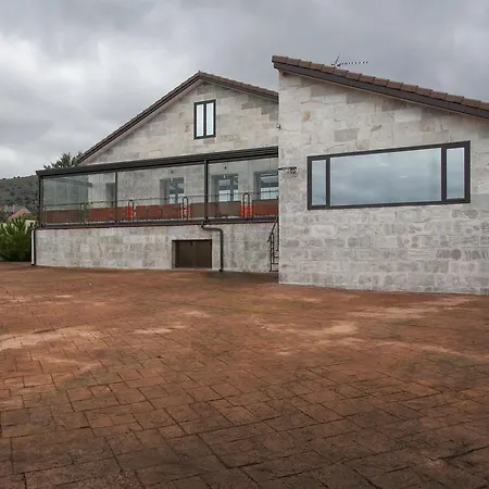 Casa El Arrebol Rural, Piscina Climatizada Feriehus *