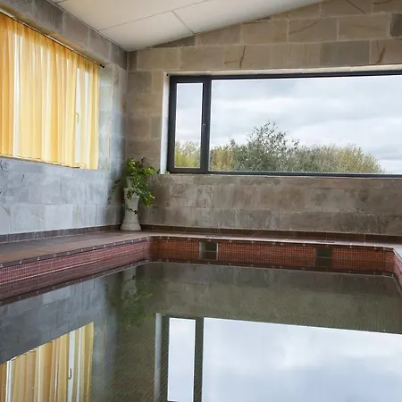 Casa El Arrebol Rural, Piscina Climatizada Feriehus *